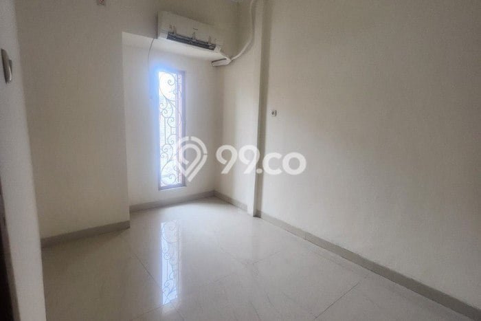 Rumah Luas Asri 5 KT Siap Pakai di Poris Tangerang Rumah Luas Asri 5 KT Siap Pakai di Poris Tangerang