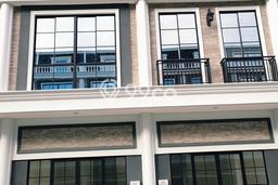 FOR RENT! Ruko di Pantai Indah Kapuk 2 Cocok untuk Bisnis 56m2 FOR RENT! Ruko di Pantai Indah Kapuk 2 Cocok untuk Bisnis 56m2
