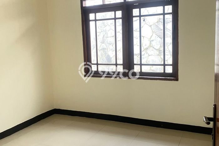Unit Ruko disewakan di Antapani Bandung dengan LT 90m2 / LB 150m2 Unit Ruko disewakan di Antapani Bandung dengan LT 90m2 / LB 150m2