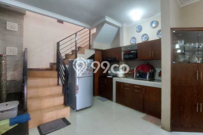 Dijual Rumah Eksklusif 3 KT di Cihanjuang, Bandung Dijual Rumah Eksklusif 3 KT di Cihanjuang, Bandung