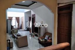 Rumah Mewah LB 200m2 Siap Pakai Desain Elegan di Meruya, Jakarta Barat Rumah Mewah LB 200m2 Siap Pakai Desain Elegan di Meruya, Jakarta Barat