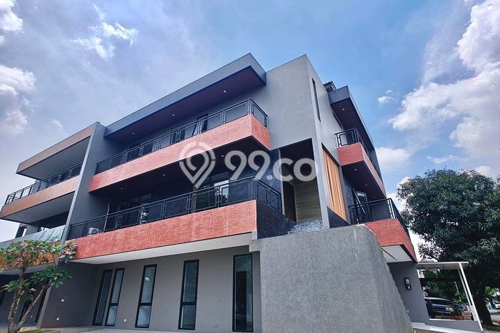 Ready to Use! Luxury House LT 248m2 Desain Modern di Alam Sutera Ready to Use! Luxury House LT 248m2 Desain Modern di Alam Sutera