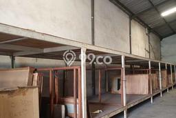 Gudang Disewa di Surabaya dengan LB 360m2 Area Komersial Ramai Gudang Disewa di Surabaya dengan LB 360m2 Area Komersial Ramai