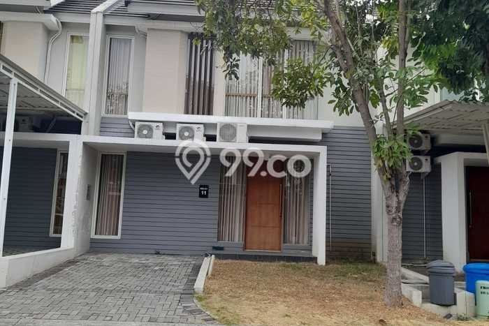 Disewakan! Rumah 3 Kamar Tidur &
2 Kamar Mandi di Citraland, Surabaya Disewakan! Rumah 3 Kamar Tidur &
2 Kamar Mandi di Citraland, Surabaya