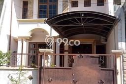 Dijual Rumah 4 Kamar Lokasi Strategis Bagus dan Strategis di Wiyung Dijual Rumah 4 Kamar Lokasi Strategis Bagus dan Strategis di Wiyung