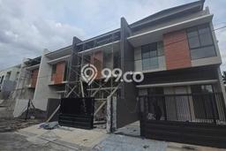 Hunian Nyaman Asri 4 KT Siap Huni di Panjang Jiwo Surabaya Hunian Nyaman Asri 4 KT Siap Huni di Panjang Jiwo Surabaya