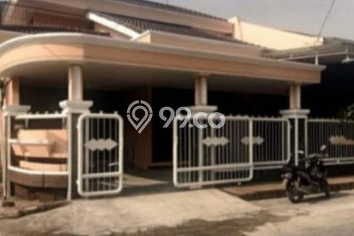 Jual Rumah Bagus Siap Huni LB 200m2 di Taman, Sidoarjo Jual Rumah Bagus Siap Huni LB 200m2 di Taman, Sidoarjo