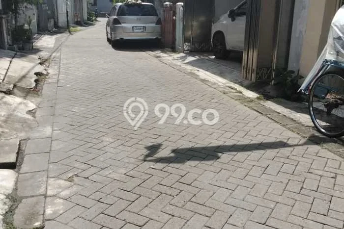 Rumah Cantik Siap Huni Di Genteng Luas 70m2 Aman Rumah Cantik Siap Huni Di Genteng Luas 70m2 Aman