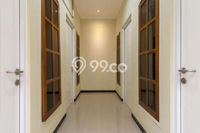 Rumah Kost Dijual di Margorejo Surabaya Luas 300m2 Rumah Kost Dijual di Margorejo Surabaya Luas 300m2