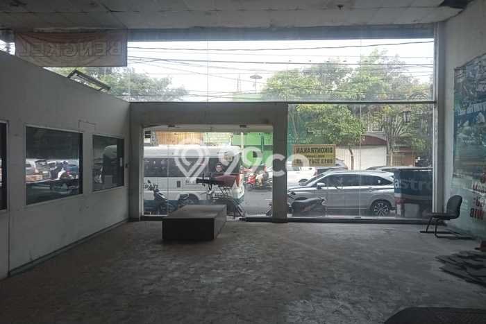 Disewakan Kantor di Pusat Kota Surabaya Ramai Strategis Disewakan Kantor di Pusat Kota Surabaya Ramai Strategis