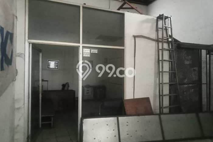 Disewakan Kantor di Pusat Kota Surabaya Ramai Strategis Disewakan Kantor di Pusat Kota Surabaya Ramai Strategis