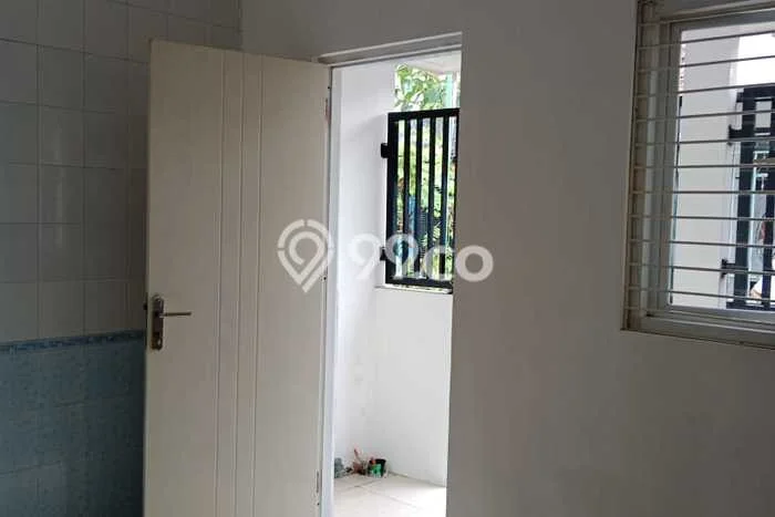 Jarang Ada! Rumah Sewa 3 Kamar Bagus Siap Huni Surabaya Kota Jarang Ada! Rumah Sewa 3 Kamar Bagus Siap Huni Surabaya Kota