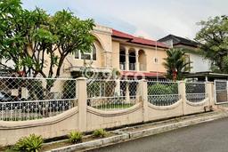 Ready to Use! Premium House LT 350m2 Desain Modern di Kedoya Baru Ready to Use! Premium House LT 350m2 Desain Modern di Kedoya Baru