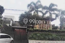 Rumah Elit Modern Siap Huni di Dago Bandung Rumah Elit Modern Siap Huni di Dago Bandung