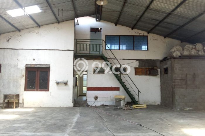 Unit Gudang Dijual di Gedangan Sidoarjo Luas Tanah 2870m2, Luas Bangunan 750m2 Unit Gudang Dijual di Gedangan Sidoarjo Luas Tanah 2870m2, Luas Bangunan 750m2