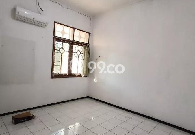 Rumah Modern 3 KT di Surabaya Kota Surabaya Unfurnished Rumah Modern 3 KT di Surabaya Kota Surabaya Unfurnished