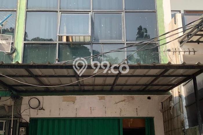 Ruko Dijual di Prime Area Jakarta Timur Luas 240m2 Ruko Dijual di Prime Area Jakarta Timur Luas 240m2