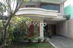 Siap Huni Hunian Elit 4 Kamar di Menteng Dekat ke Mana Pun Siap Huni Hunian Elit 4 Kamar di Menteng Dekat ke Mana Pun