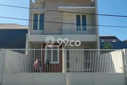 For Sale! Premium House LT 151m2 Desain Elegan di Surabaya Kota For Sale! Premium House LT 151m2 Desain Elegan di Surabaya Kota