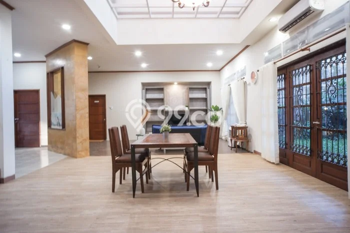 Jual Rumah Mewah Megah Dengan View Eksklusif di Surabaya Kota, Surabaya Jual Rumah Mewah Megah Dengan View Eksklusif di Surabaya Kota, Surabaya