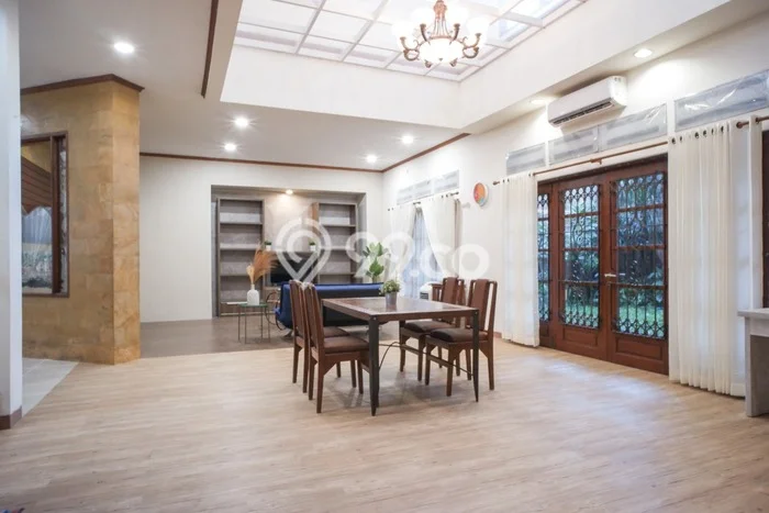 Jual Rumah Mewah Megah Dengan View Eksklusif di Surabaya Kota, Surabaya Jual Rumah Mewah Megah Dengan View Eksklusif di Surabaya Kota, Surabaya