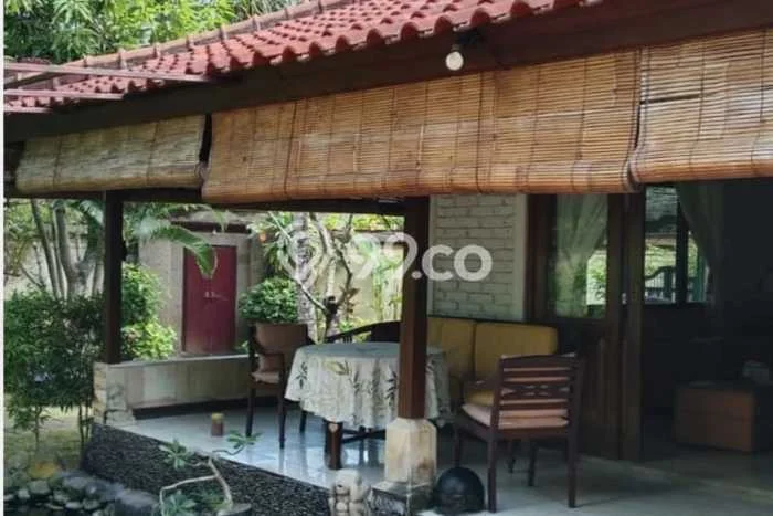 DIJUAL! Vila Kawasan , Area 1000m2m², Posisi Strategis DIJUAL! Vila Kawasan , Area 1000m2m², Posisi Strategis