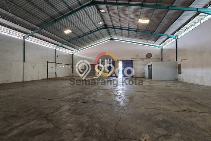 Gudang disewakan di Ngaliyan Semarang dengan luas bangunan 864m2 Gudang disewakan di Ngaliyan Semarang dengan luas bangunan 864m2