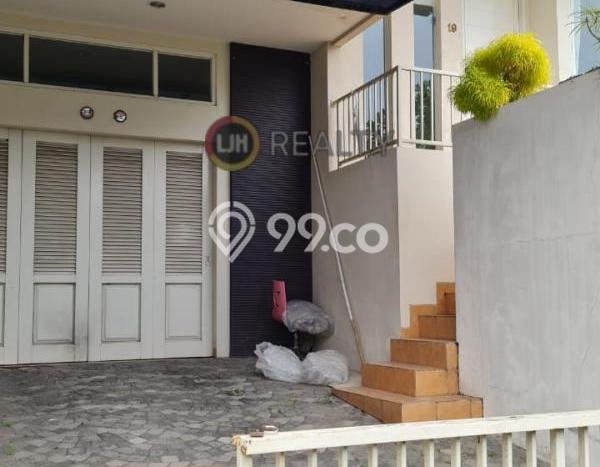 Lokasi terbaik! Rumah siap pakai dikontrakkan di Candisari LB 300m2 Lokasi terbaik! Rumah siap pakai dikontrakkan di Candisari LB 300m2