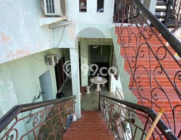 Rumah Eksklusif Siap Huni LT 400m2 di Candisari, Semarang Rumah Eksklusif Siap Huni LT 400m2 di Candisari, Semarang