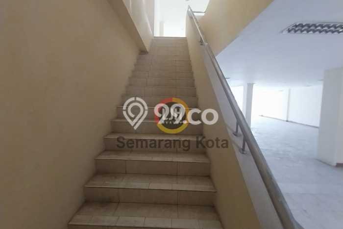 Ruko Disewakan di Kawasan Ramai Semarang Tengah, Semarang Ruko Disewakan di Kawasan Ramai Semarang Tengah, Semarang