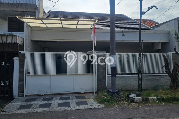 Hunian Cantik Minimalis Lb 160m2 di Gubeng, Surabaya Hunian Cantik Minimalis Lb 160m2 di Gubeng, Surabaya