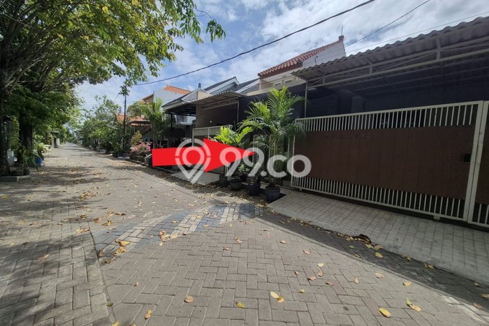 Dijual Cepat Rumah Bagus Siap Huni LB 180m2 di Waru, Sidoarjo Dijual Cepat Rumah Bagus Siap Huni LB 180m2 di Waru, Sidoarjo