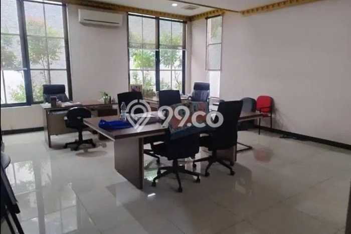 Rumah Luxury Modern Siap Huni di Ragunan Jakarta Selatan Rumah Luxury Modern Siap Huni di Ragunan Jakarta Selatan