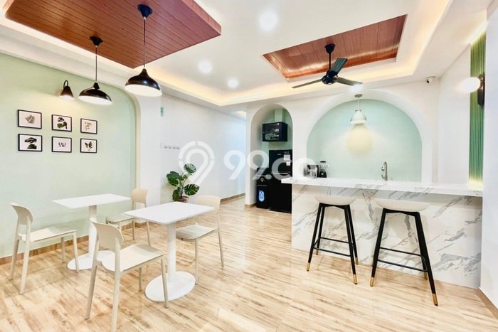 Kost Dijual di Hayam Wuruk dengan 20 KT dan Luas 320m2 Kost Dijual di Hayam Wuruk dengan 20 KT dan Luas 320m2