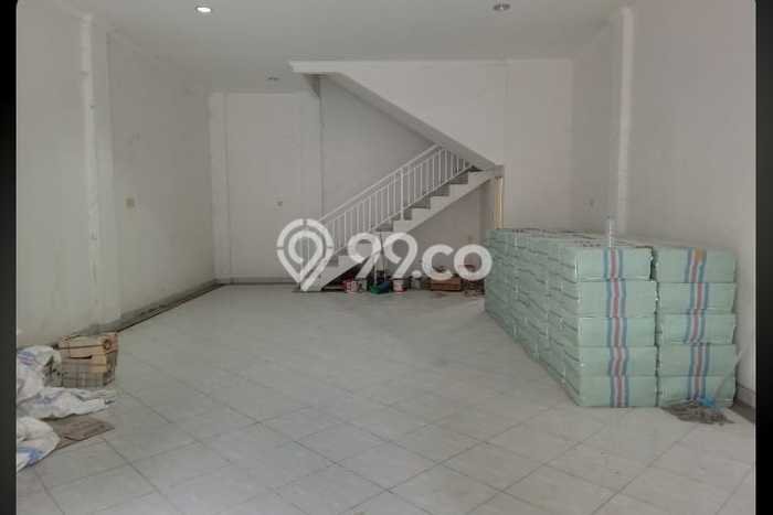 Ruko Dijual di Prime Area Jakarta Barat Luas 150m2 Ruko Dijual di Prime Area Jakarta Barat Luas 150m2