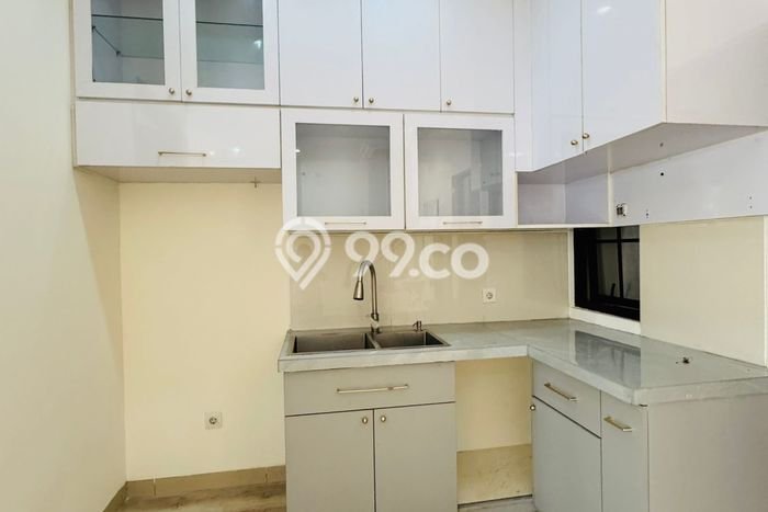 For Sale Hunian Rumah Terawat 2 KT di Green Lake City, Jakarta Barat For Sale Hunian Rumah Terawat 2 KT di Green Lake City, Jakarta Barat