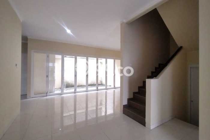 Dijual Rumah Mewah Elegan Dengan View Eksklusif di Sektor 9-Bintaro, Tangerang Selatan Dijual Rumah Mewah Elegan Dengan View Eksklusif di Sektor 9-Bintaro, Tangerang Selatan