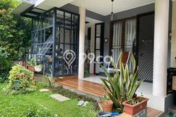Dijual Rumah Mewah Megah Dengan View Eksklusif di Sektor 9-Bintaro, Tangerang Selatan Dijual Rumah Mewah Megah Dengan View Eksklusif di Sektor 9-Bintaro, Tangerang Selatan