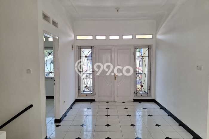 Rumah Elit Modern Tanpa Renovasi di Sektor 9-Bintaro Tangerang Selatan Rumah Elit Modern Tanpa Renovasi di Sektor 9-Bintaro Tangerang Selatan
