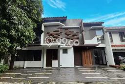 Rumah Luxury Modern Siap Huni di Bintaro Tangerang Selatan Rumah Luxury Modern Siap Huni di Bintaro Tangerang Selatan