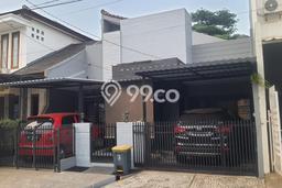 Rumah Minimalis 3 KT di Bintaro Tangerang Selatan Semi Furnished Rumah Minimalis 3 KT di Bintaro Tangerang Selatan Semi Furnished