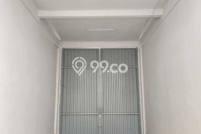 Gudang Dijual di Jakarta Barat LT 270m2 & LB 369m2 Lokasi Terbaik! Gudang Dijual di Jakarta Barat LT 270m2 & LB 369m2 Lokasi Terbaik!