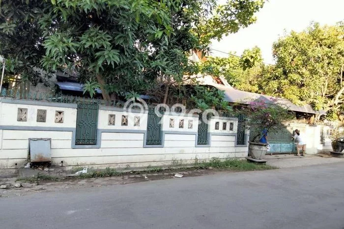 Hunian Elit LB 300m2 Siap Pakai Desain Elegan di Cirebon Kota, Cirebon Hunian Elit LB 300m2 Siap Pakai Desain Elegan di Cirebon Kota, Cirebon