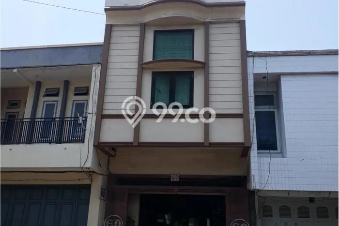 Ruko Dijual di Cirebon LT 147m2 & LB 350m2 Lokasi Terbaik! Ruko Dijual di Cirebon LT 147m2 & LB 350m2 Lokasi Terbaik!