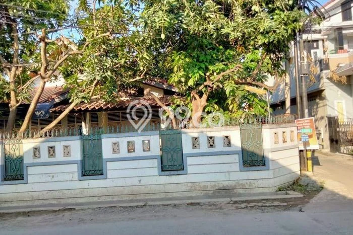 Hunian Elit LB 300m2 Siap Pakai Desain Elegan di Cirebon Kota, Cirebon Hunian Elit LB 300m2 Siap Pakai Desain Elegan di Cirebon Kota, Cirebon