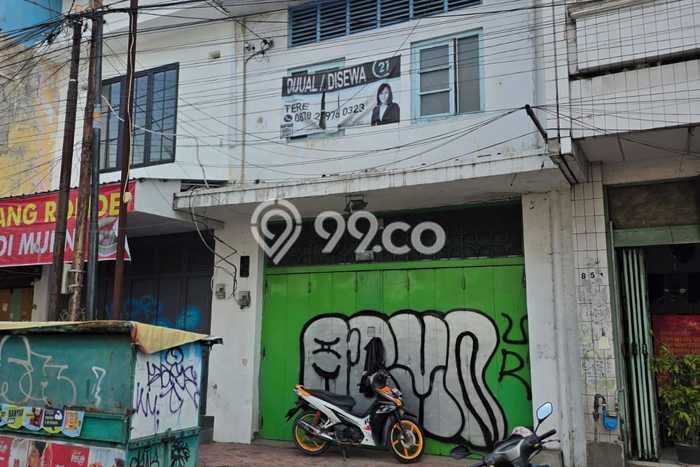Area Ramai! Ruko Dijual di Pekalipan untuk Bisnis Luas Bangunan 180m2 Area Ramai! Ruko Dijual di Pekalipan untuk Bisnis Luas Bangunan 180m2