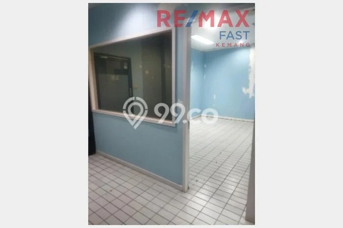 Unit Kantor Disewakan di Kemang di Area Ramai & Strategis Unit Kantor Disewakan di Kemang di Area Ramai & Strategis