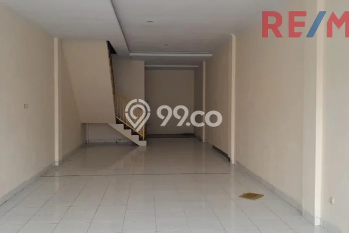 Disewakan Ruko di Kawasan Ramai Kemang Luas 225m2 Disewakan Ruko di Kawasan Ramai Kemang Luas 225m2