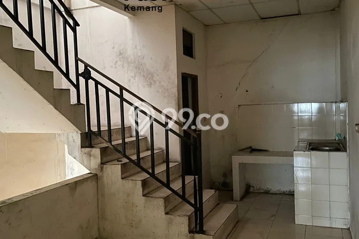 Area Ramai! Ruko Dijual di Bogor Utara untuk Bisnis Luas Bangunan 127m2 Area Ramai! Ruko Dijual di Bogor Utara untuk Bisnis Luas Bangunan 127m2