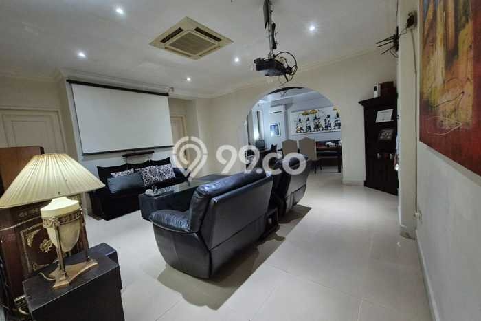 Rumah Mewah LB 1300m2 Siap Pakai Desain Elegan di Bangka, Jakarta Selatan Rumah Mewah LB 1300m2 Siap Pakai Desain Elegan di Bangka, Jakarta Selatan
